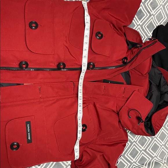 Canada Goose Red Performance Jacket - Picture 9 of 9